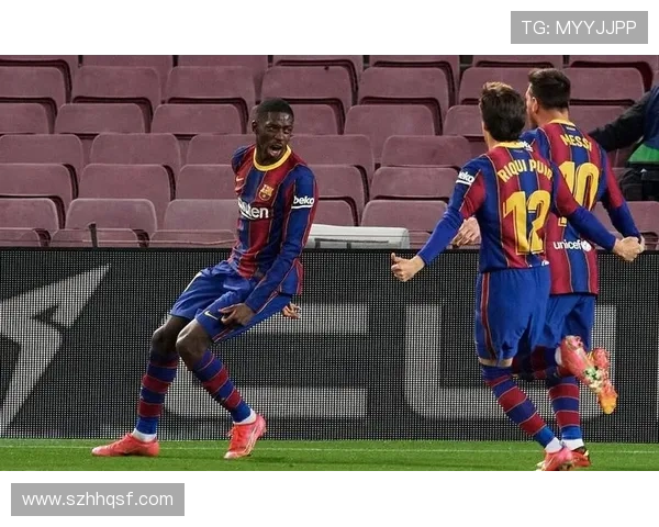 皇萨英超关注斯密特 转会费恐超5000万